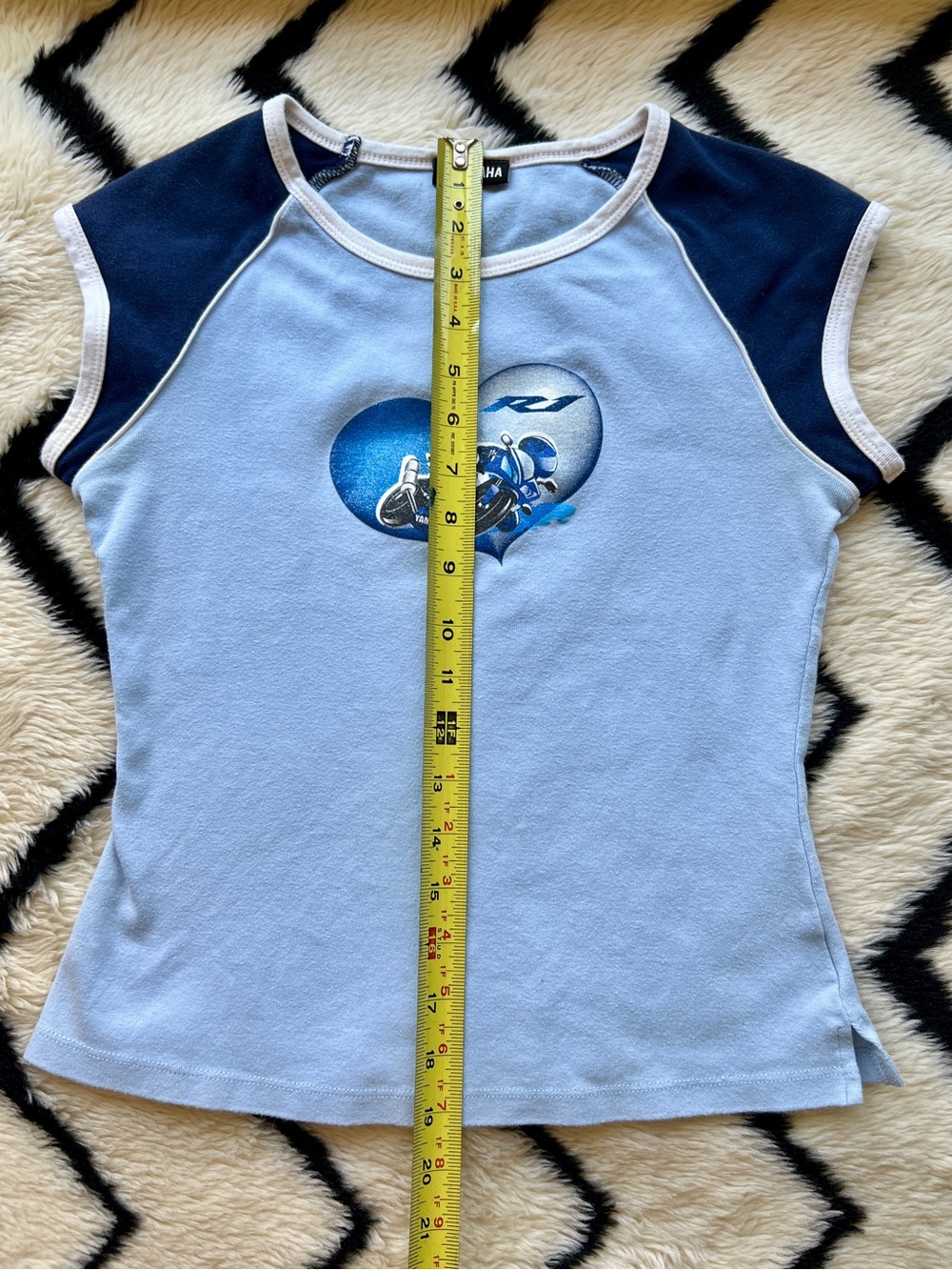 Yamaha Light Blue Tee w/ Navy Cap Sleeves and Motorcycle Heart Graphic • GUC - Picture 5 of 7